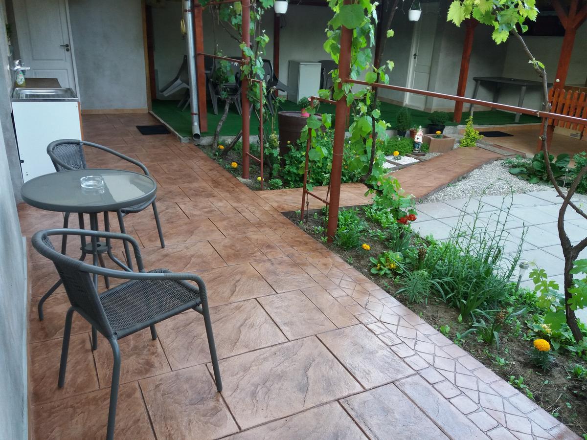 Vila Arjana Оршова Экстерьер фото